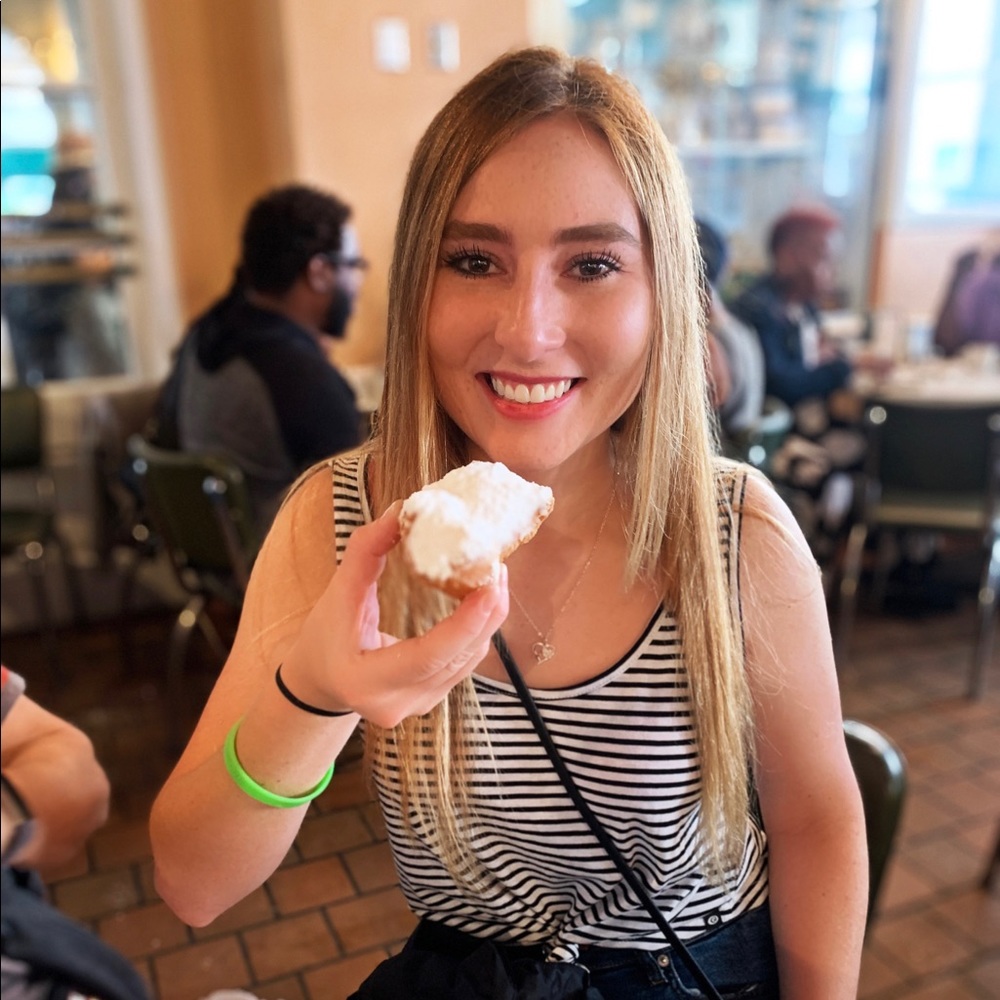 Meet your Posher, Emily